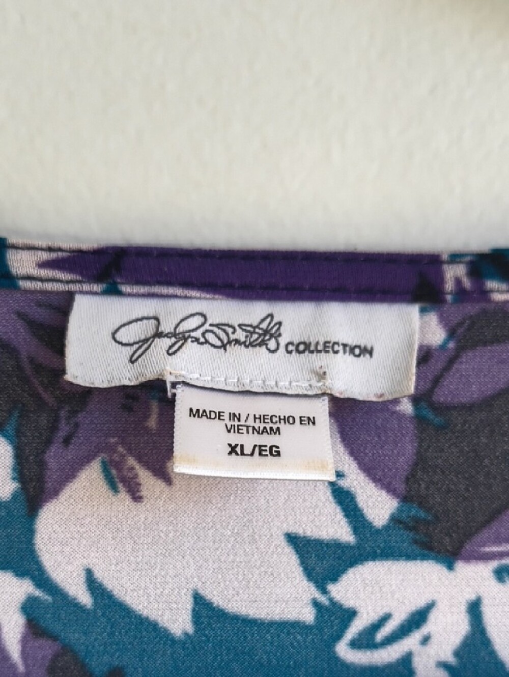 Floral Wrap Top in Teal and Purple - Picture 4 of 6